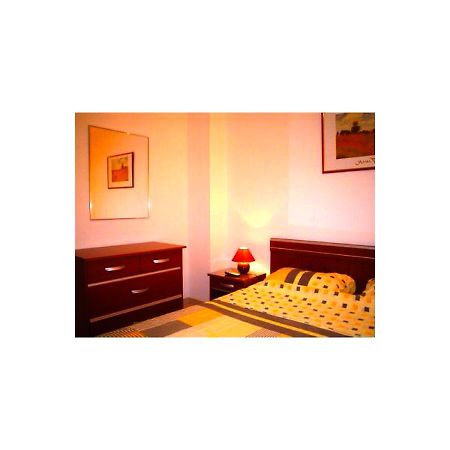 3 Rooms Panoramic Букурещ Екстериор снимка